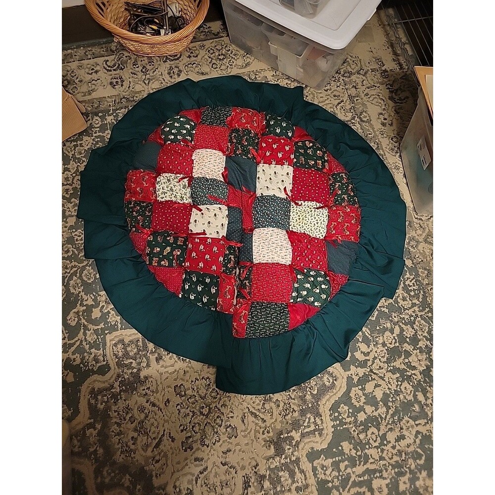 Vtg Christmas Tree Skirt Quilted Green Ruffled Edge 48” Snowman Candy Cane Bows